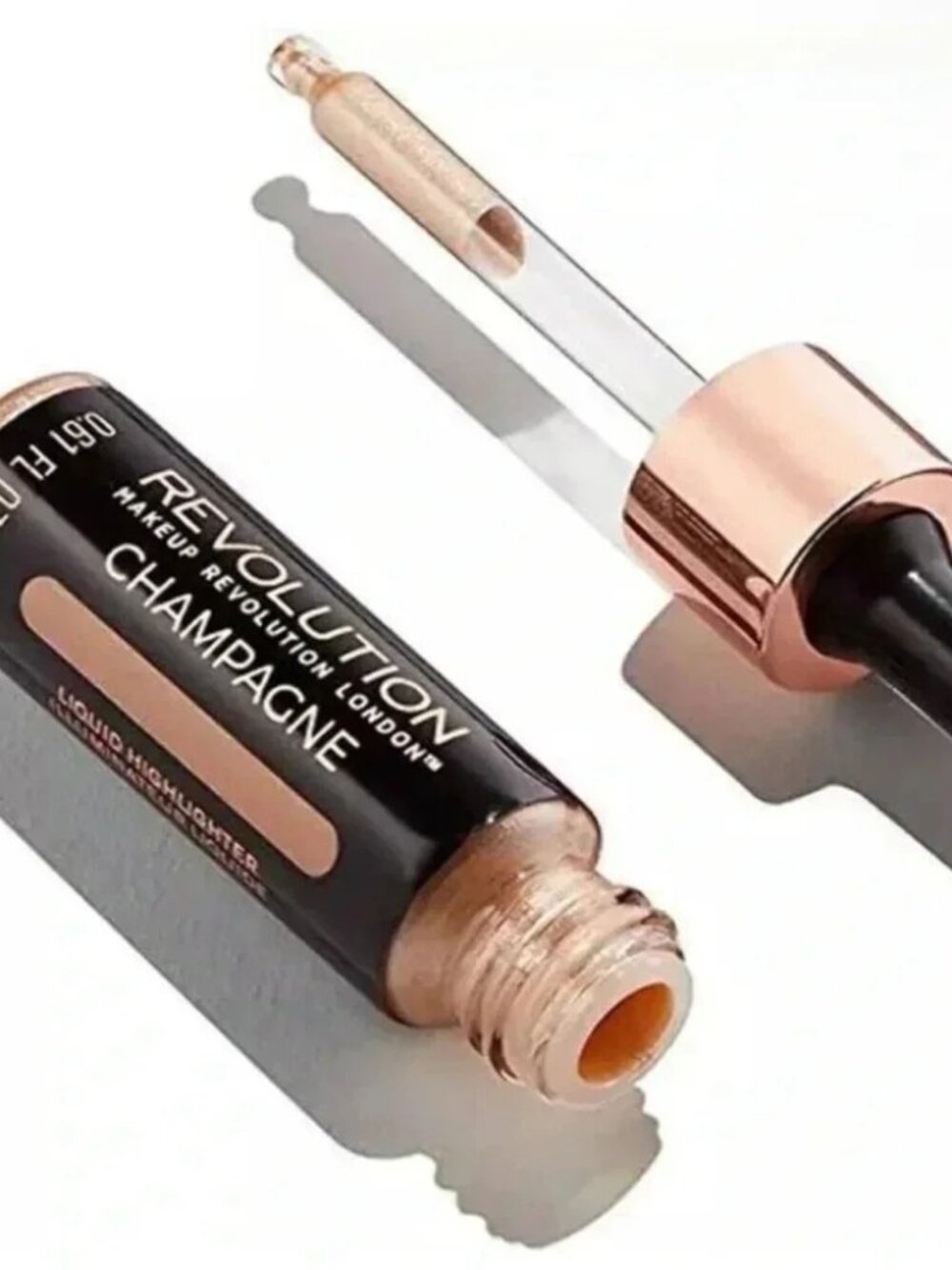 REVOLUTION Liquid Highlighter Champagne